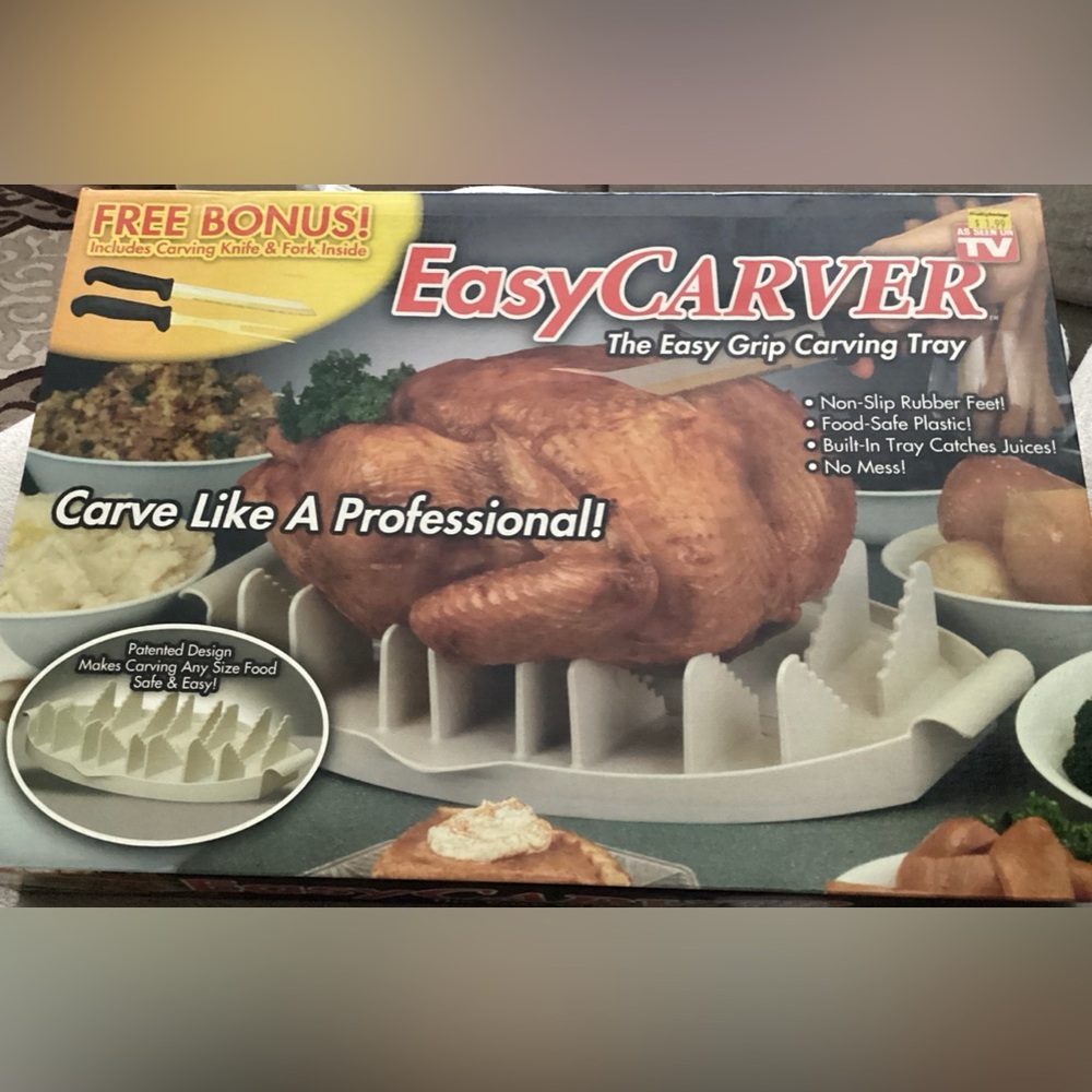 Easy Carver Carving Tray As Seen on TV with Carving Knife and Fork New Old Stock